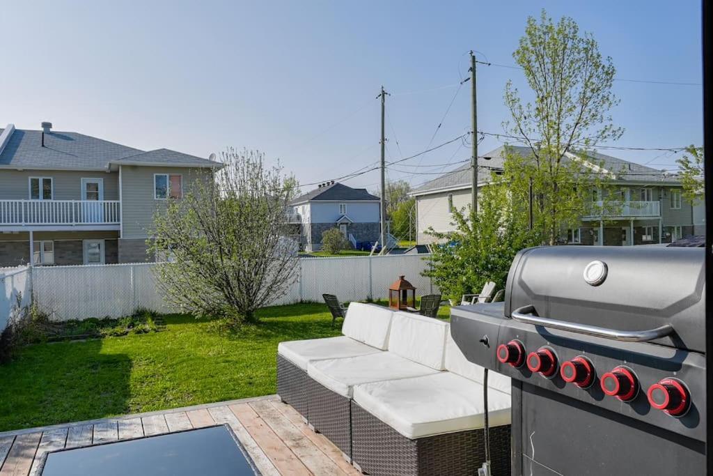 Villa Luxueuse Avec Vue Sur Le Fleuve Villa Grandecasa Trois-Rivieres Exterior photo
